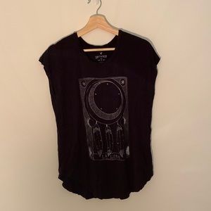 American Eagle | Soft & Sexy | la luna Graphic | Sleeveless T-shirt | Scoop Neck